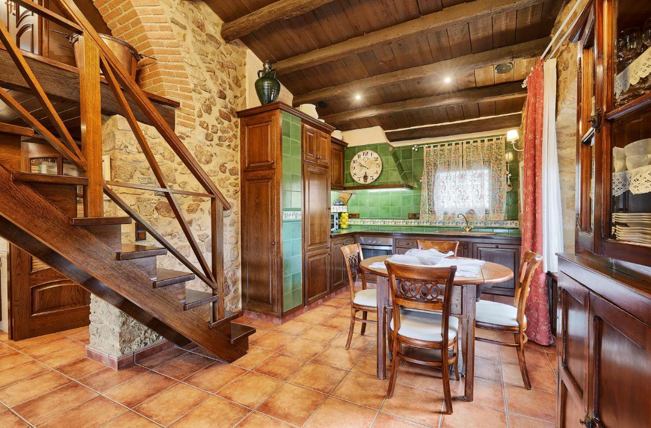 Cal Bisbe, Your Rural Holiday Home Capmany Экстерьер фото