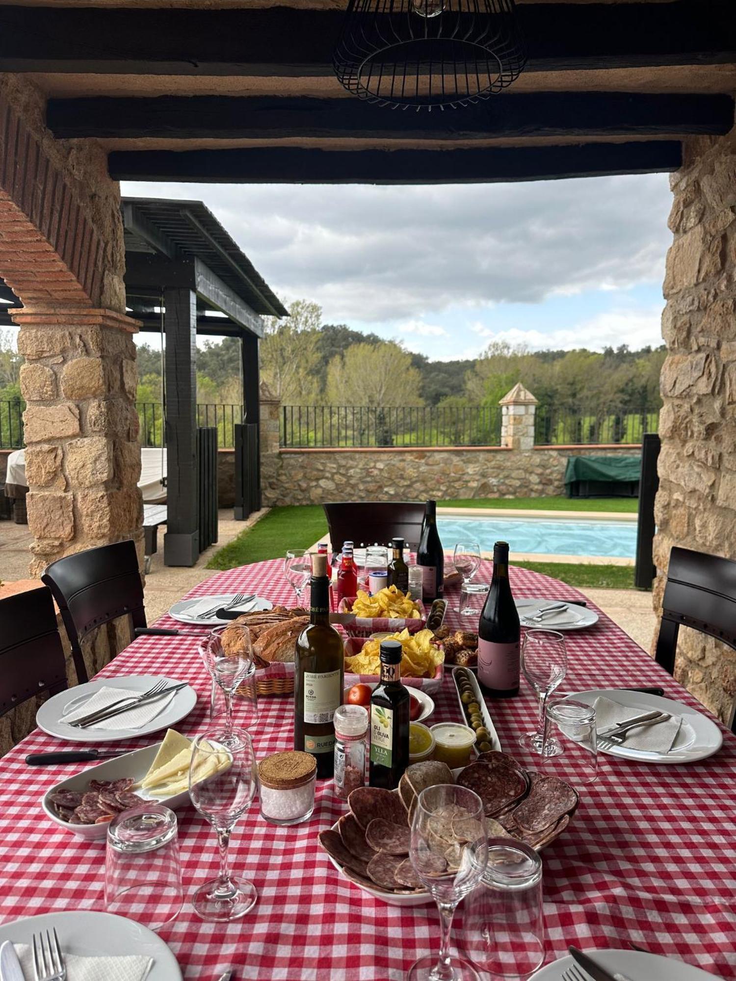 Cal Bisbe, Your Rural Holiday Home Capmany Экстерьер фото