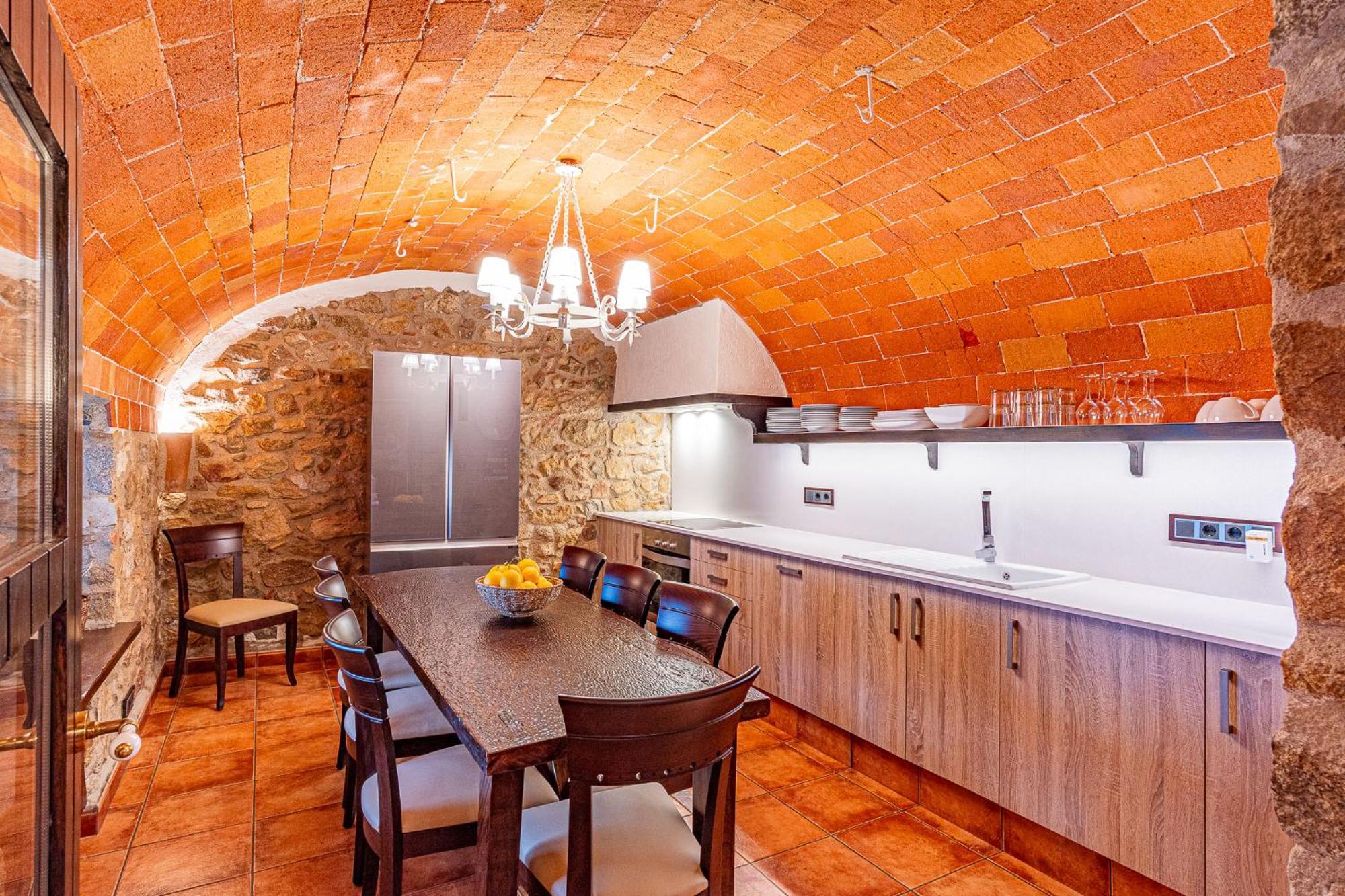Cal Bisbe, Your Rural Holiday Home Capmany Экстерьер фото