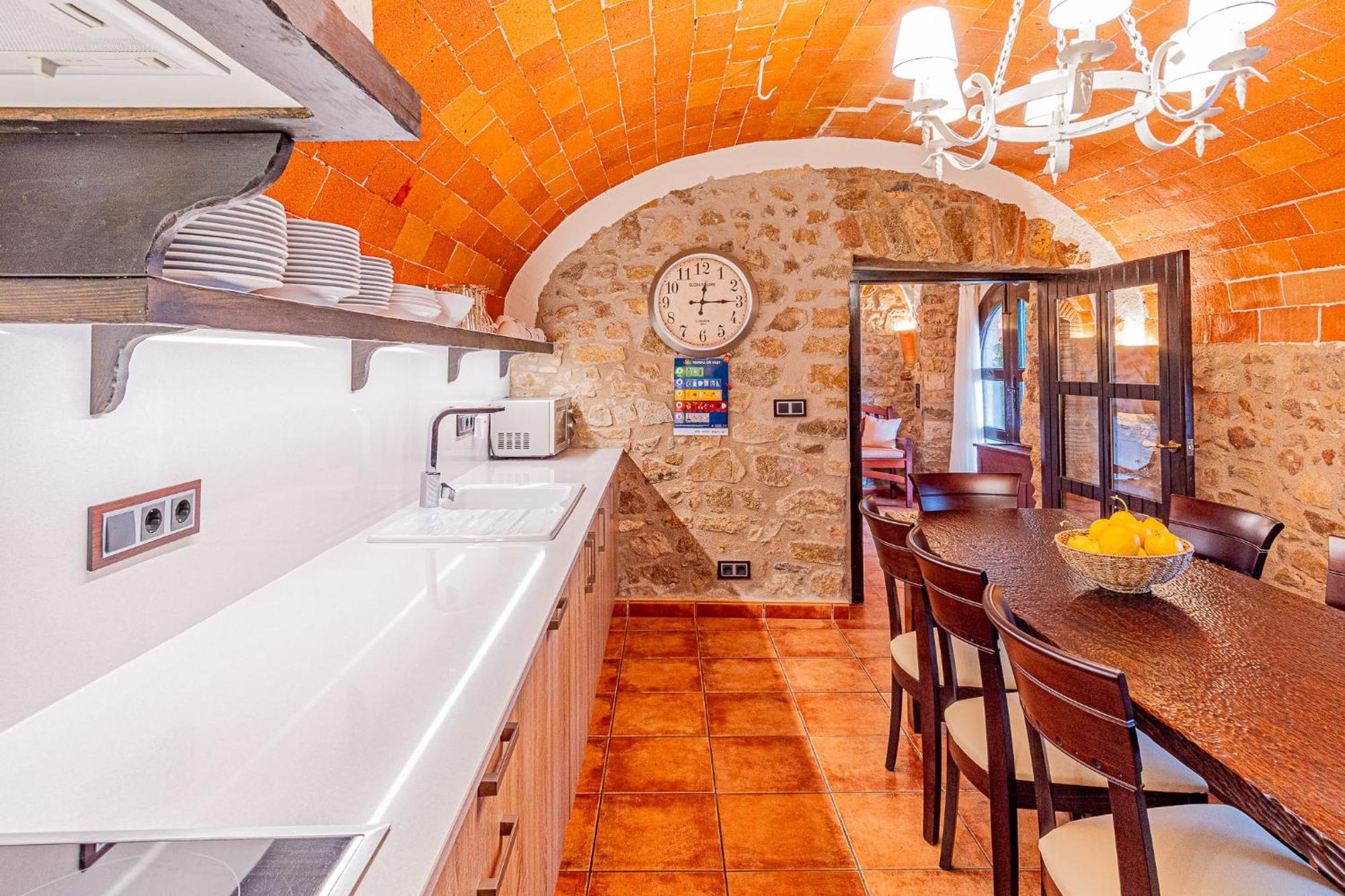 Cal Bisbe, Your Rural Holiday Home Capmany Экстерьер фото