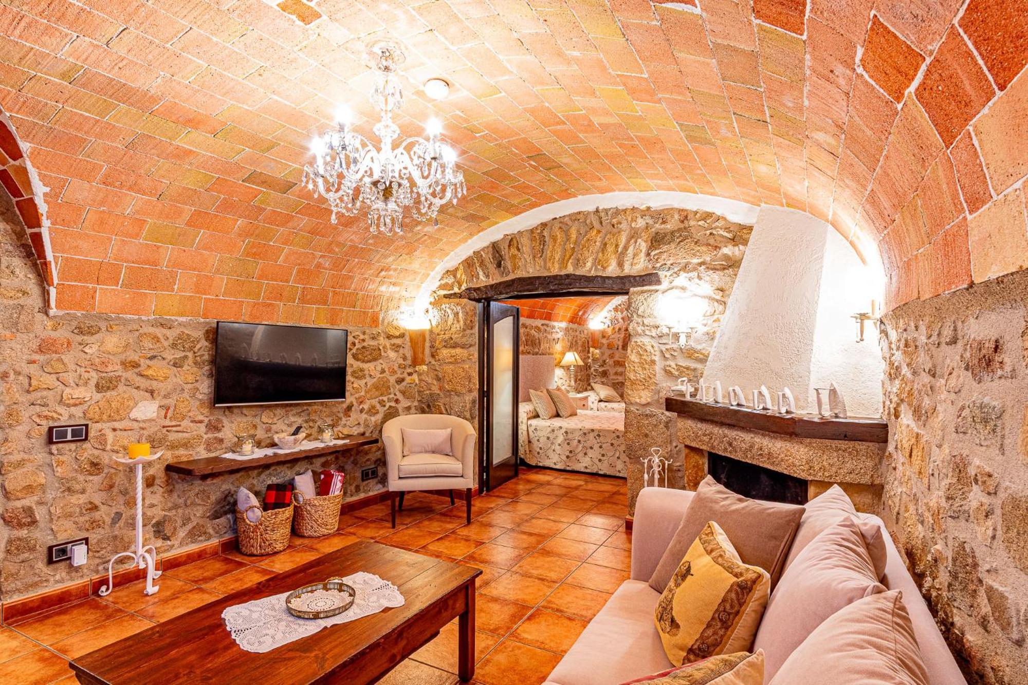 Cal Bisbe, Your Rural Holiday Home Capmany Экстерьер фото