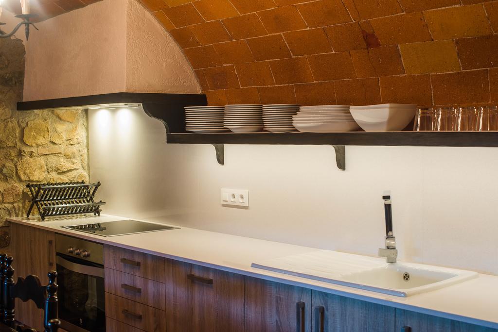 Cal Bisbe, Your Rural Holiday Home Capmany Экстерьер фото